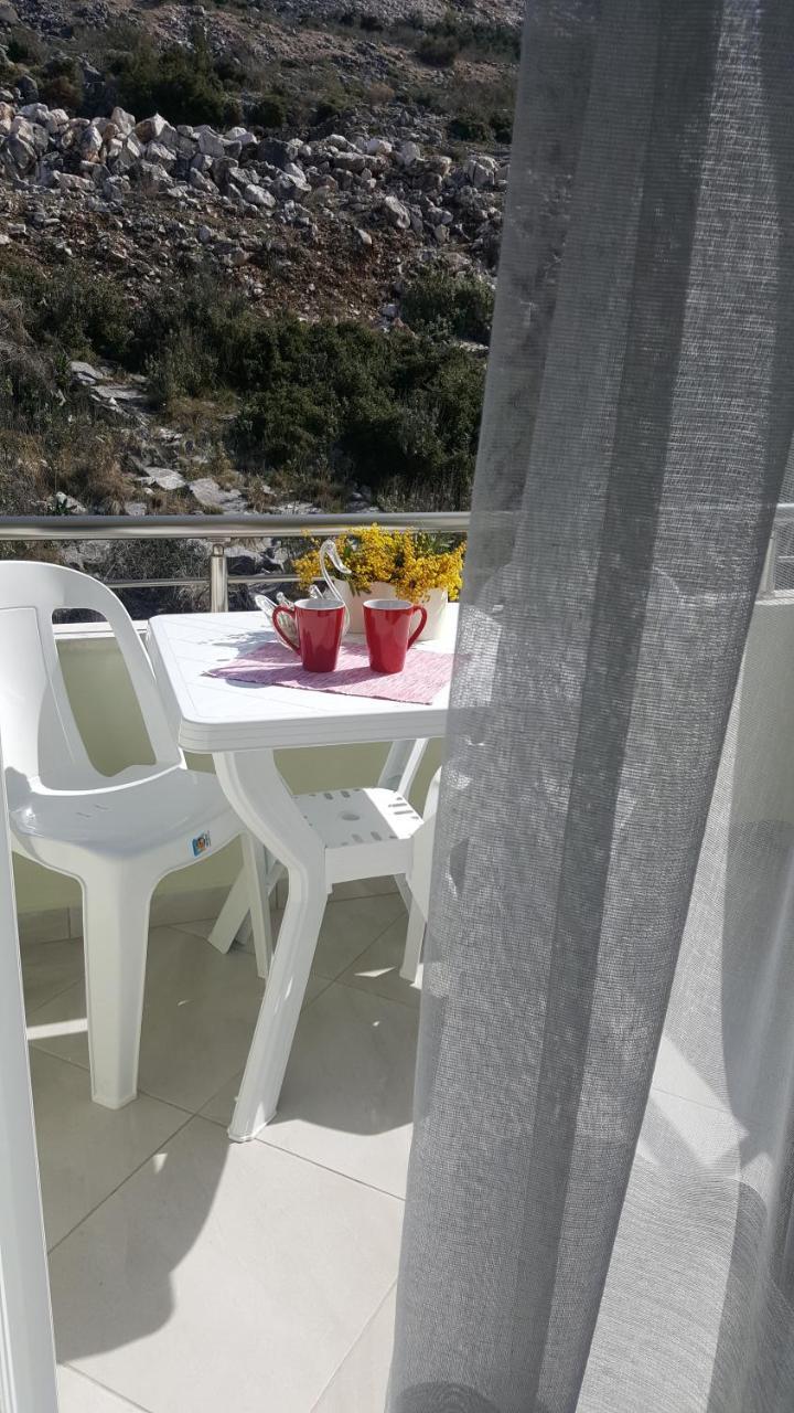 Amaris Daire Saranda Dış mekan fotoğraf